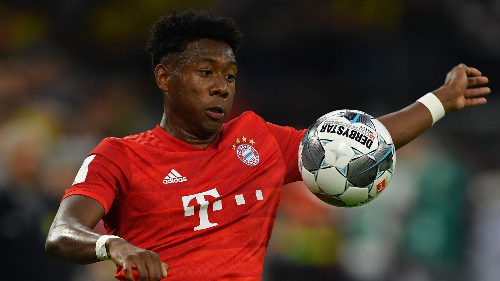 
                <strong>David Alaba</strong><br>
                Seit der Jugend spielt David Alaba schon beim FC Bayern. Dass er jetzt in den Mannschaftsrat berufen wurde, hat er sich laut Kovac in den vergangenen Jahren erarbeitet. 
              