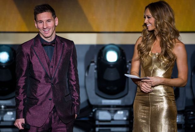 
                <strong>Kate Abdo mit Lionel Messi</strong><br>
                Lionel Messi sah da nicht ganz so zufrieden aus - an der Frau neben ihm lag es bestimmt nicht. 
              