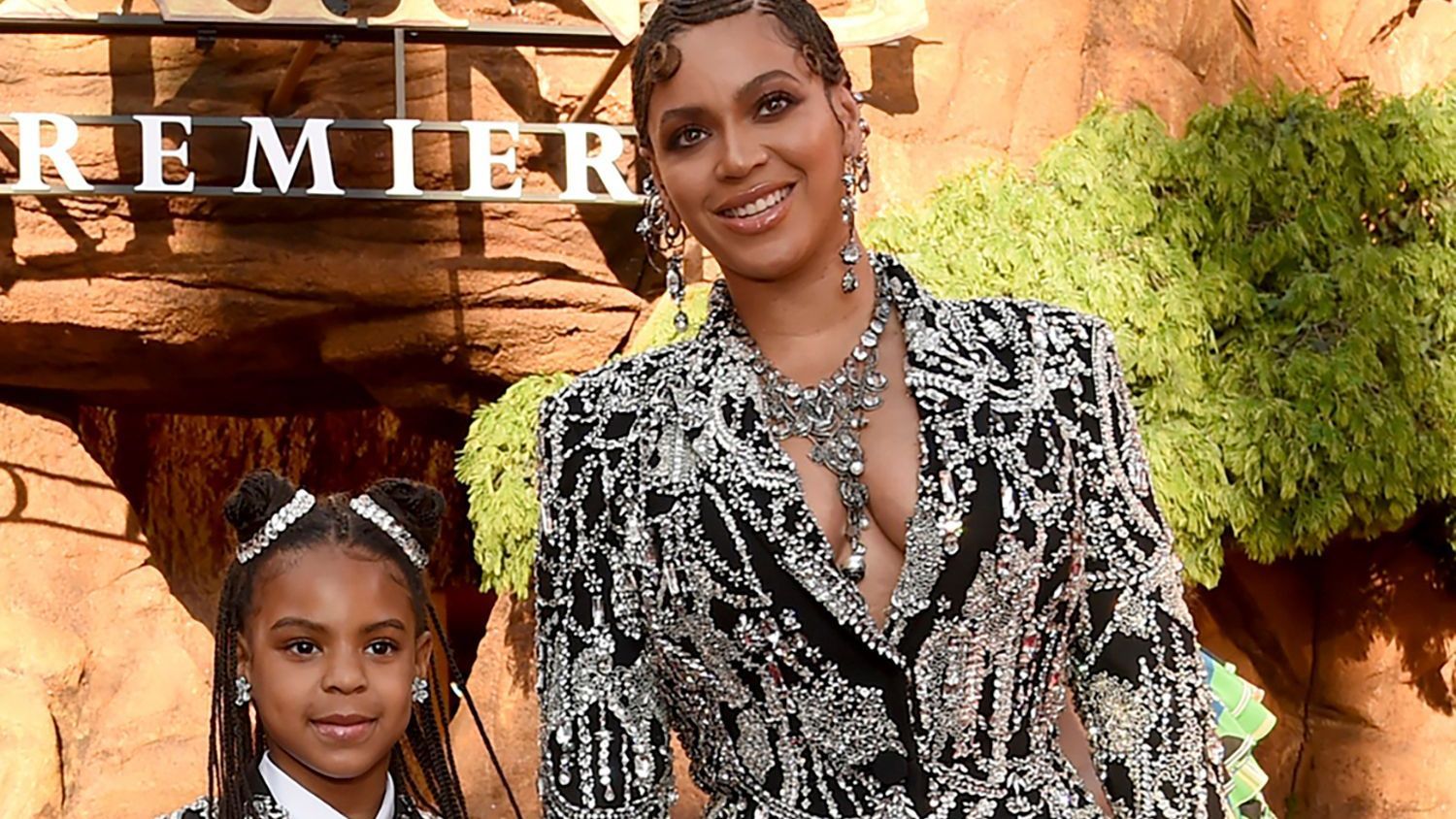 Für ihre Kinder zwei Kinder würde Beyoncé alles tun. So hat sich der Star Bienenstöcke zugelegt, weil ihre beiden Töchter an Allergien leiden. 