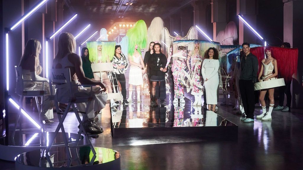 Elimination-Twist! Family & Friends nehmen die Entscheidung entgegen