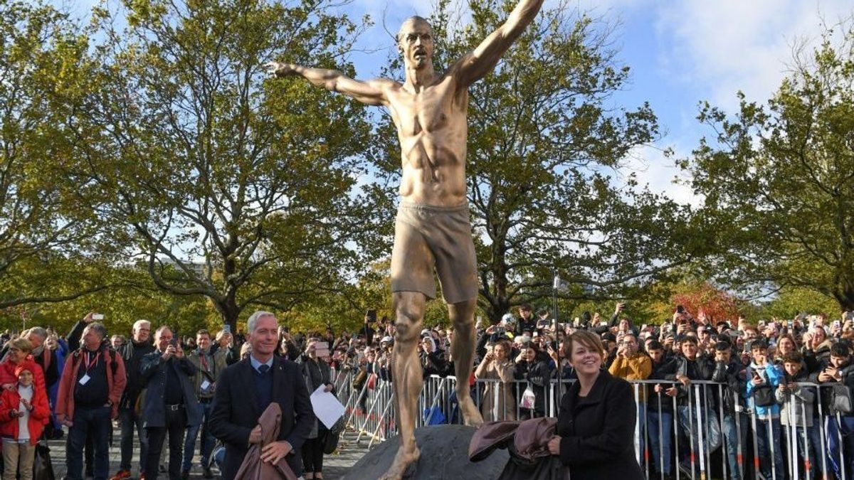 Ibrahimovic-Statue von erbosten Fans beschädigt