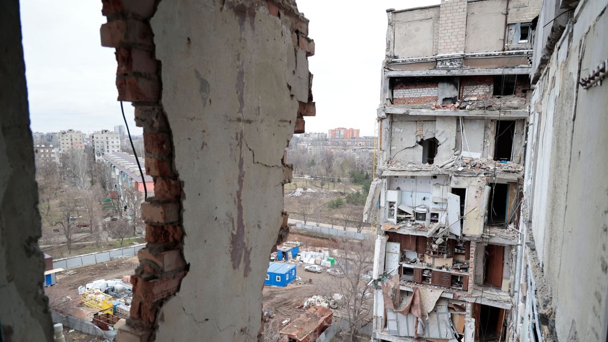 Russische Immobilien-Firmen profitieren nach Recherchen des WSJ extrem von zerstörten ukrainischen Gebäuden. 