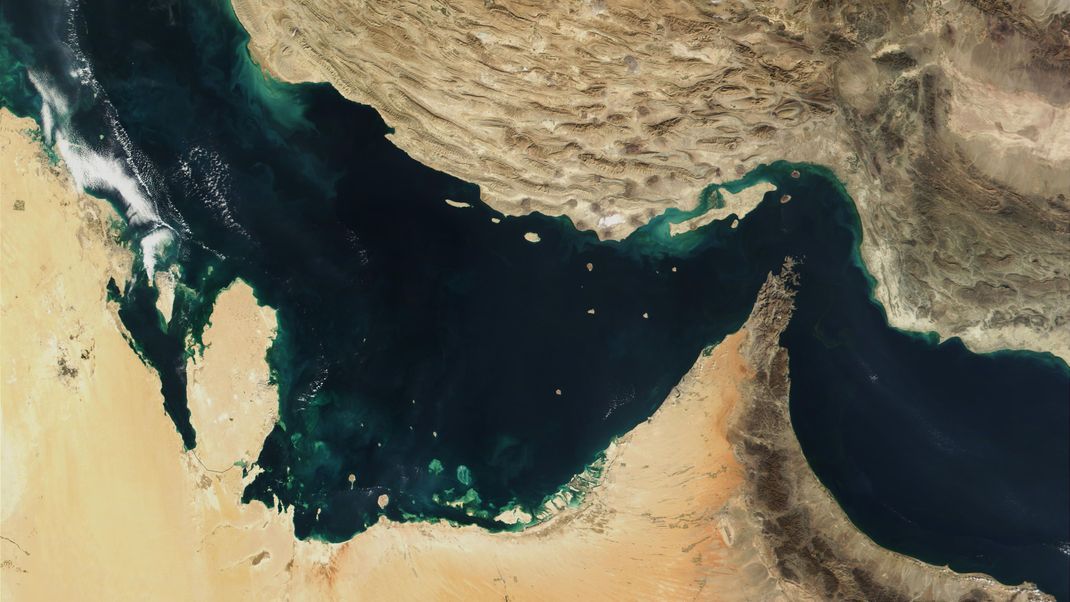 Der Persische Golf, die Straße von Hormus und der Golf von Oman in einer undatierten, von der NASA zur Verfügung gestellten, Satellitenaufnahme.