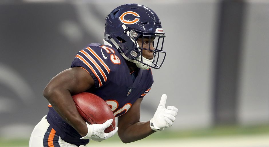 
                <strong>Platz 1: Tarik Cohen - 168 cm</strong><br>
                Running BackChicago Bears
              