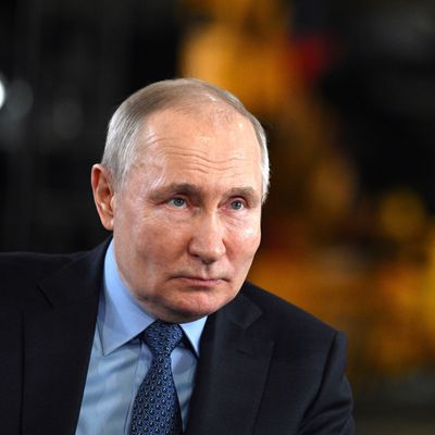 Putin isoliert sich seit Jahren – Insider packt aus.