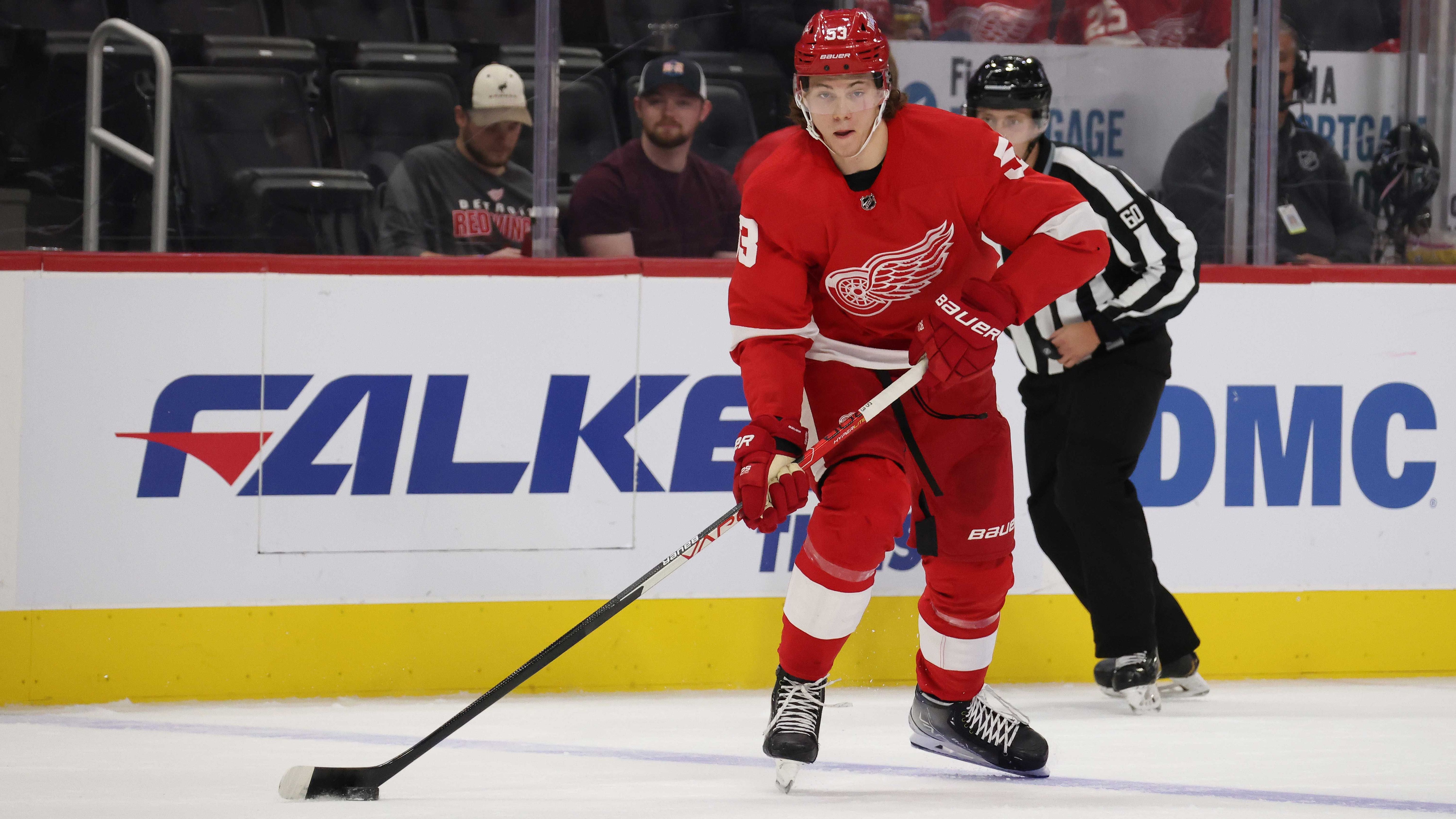 
                <strong>Moritz Seider (Detroit Red Wings)</strong><br>
                &#x2022; Dauer: 3 Jahre -<br>&#x2022; Gesamt: 5.325.000 Dollar -<br>&#x2022; Jahresgehalt: 1.775.000 Dollar -<br>&#x2022; Rookie-Einstiegsvertrag<br>&#x2022; Endet: Juli 2023<br>
              