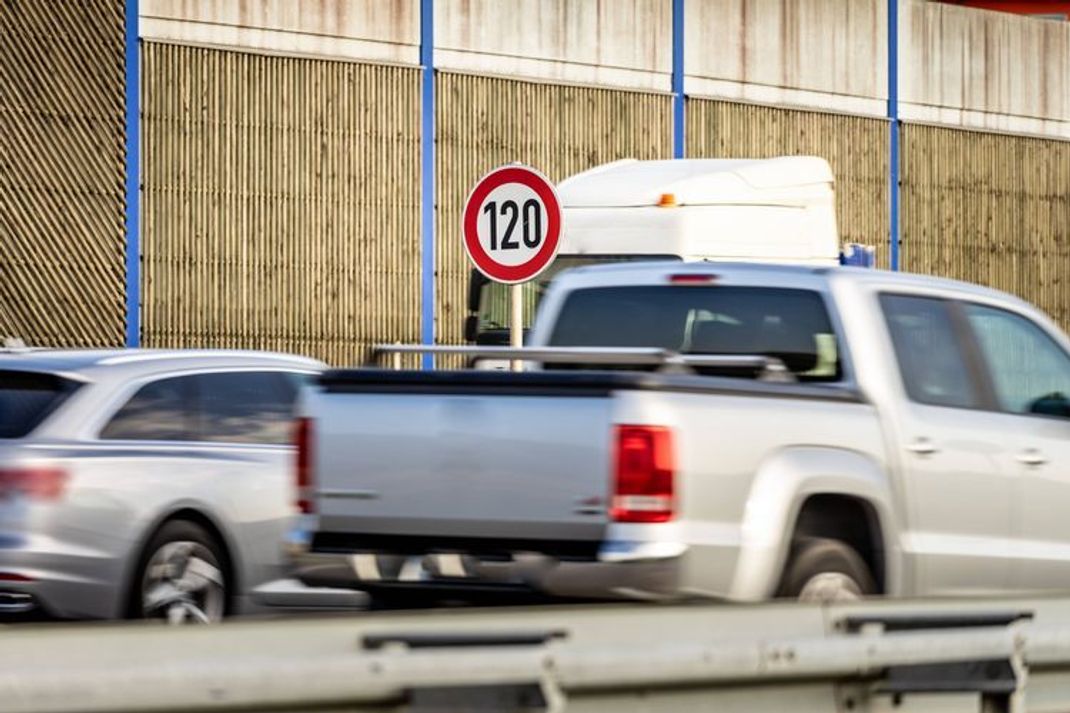 Tempolimit: Überraschende Auswirkungen auf CO₂-Emissionen