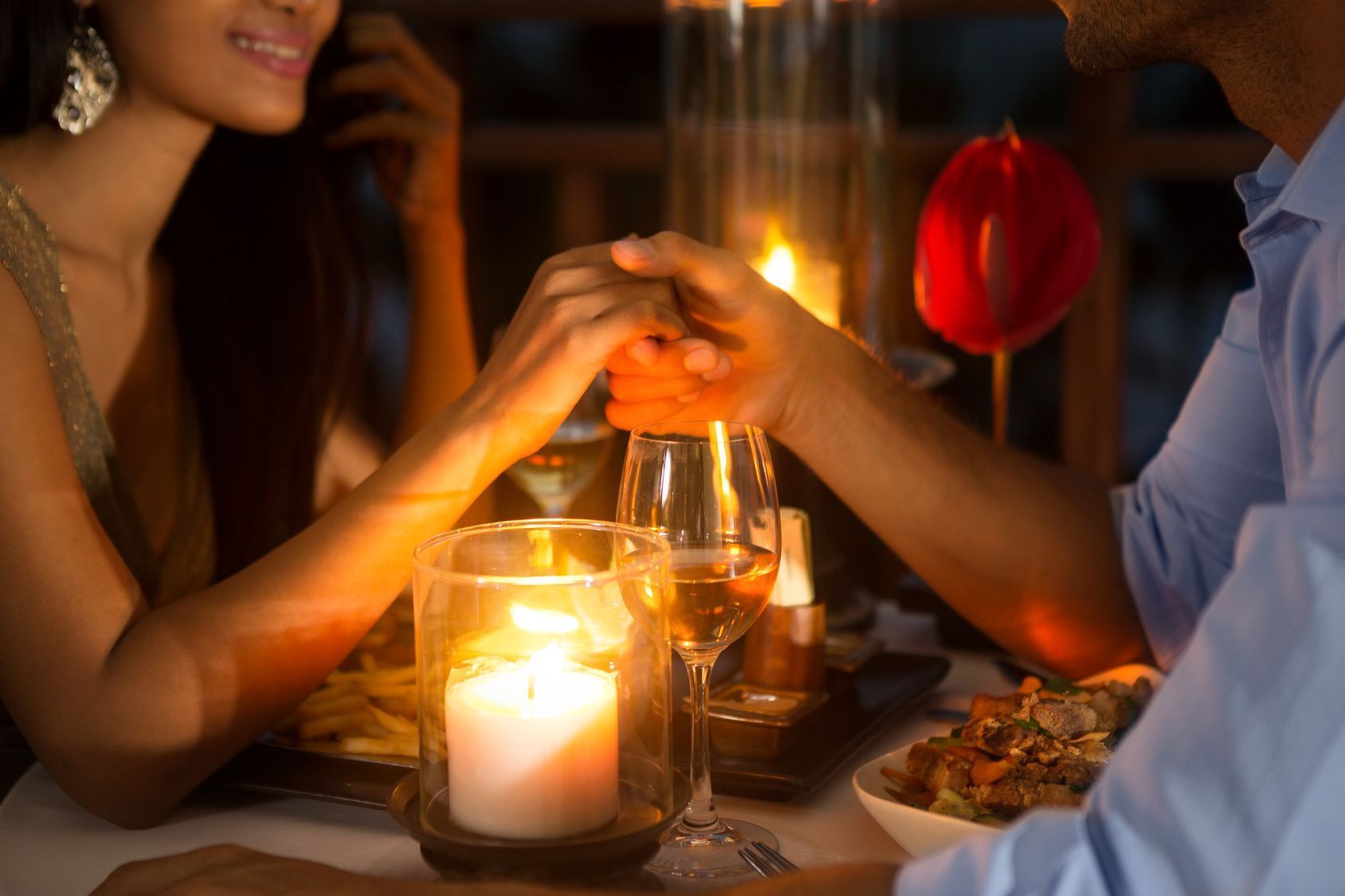 2016 fällt der Valentinstag auf einen Sonntag. Wollen Sie mit Ihrem Schatz essen gehen, denken Sie daran, vorzeitig einen Tisch zu reservieren – denn diese Idee haben sicher nicht nur Sie.