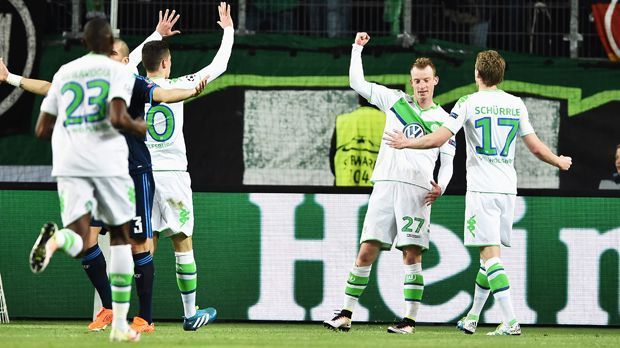 
                <strong>VfL Wolfsburg - Real Madrid: Die Kaltschnäuzigkeit</strong><br>
                VfL Wolfsburg - Real Madrid: Die Kaltschnäuzigkeit. Ein Schlüssel zum Sieg waren vor allem die frühen Tore. Durch einen verwandelten Foulelfmeter von Ricardo Rodriguez und einem Treffer von Maximilian Arnold, stand es bereits nach 25 Minuten 2:0 für den Gastgeber. Gleich die ersten Chancen wurden genutzt, eine ungewohnte Qualität der Wölfe in dieser Saison. Doch es hätte auch anders kommen können ... 
              