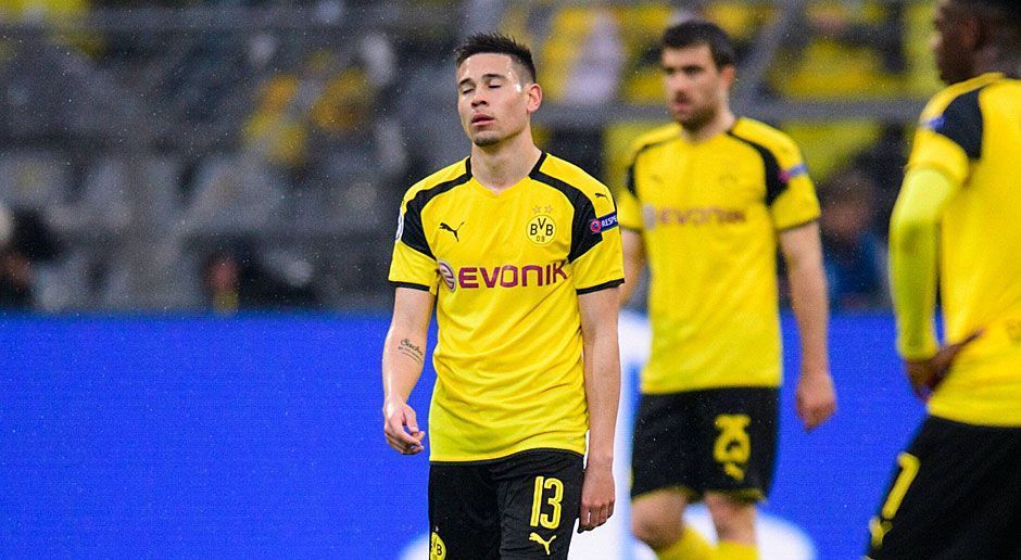 
                <strong>Raphael Guerreiro</strong><br>
                Versucht viel im Spiel nach vorne, doch nicht alles gelingt so, wie es sich der junge Portugiese vorstellt. Im Zweikampf zieht Guerreiro gegen Moutinho und Fabinho oft den Kürzeren. Nach der Pause wechselt Guerreiro auf die linke Abwehrseite, dort tut er sich deutlich leichter.
              