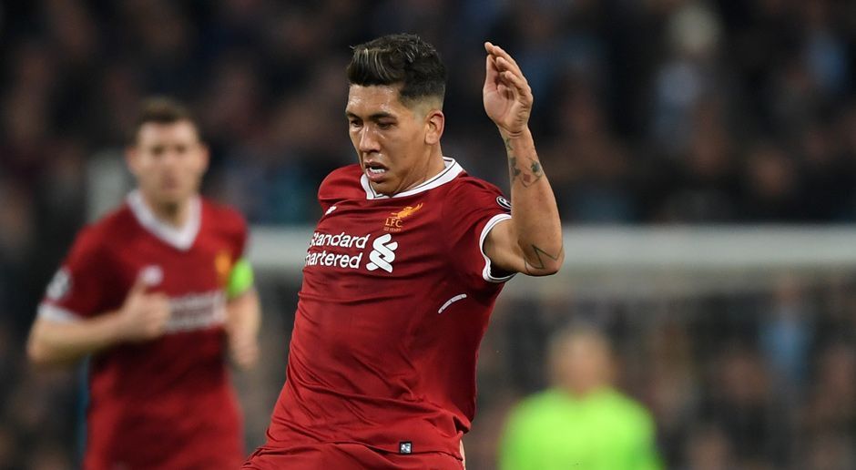 
                <strong>Roberto Firmino (FC Liverpool)</strong><br>
                In Halbzeit eins nur selten am Ball, Firmino tritt anfangs vor allem als erster Verteidiger der Reds in Erscheinung. Opfert sich fürs Team und stoppt einen City-Konter per taktischem Foul an De Bruyne - Gelb. Selten mit Abschlussaktionen, aber sehr gut gegen den Ball. Die Belohnung: das 2:1 nach toller Balleroberung gegen Walker in Minute 77. Holt sich dann den verdienten Applaus ab, als er für Klavan ausgewechselt wird. ran-Note: 2
              