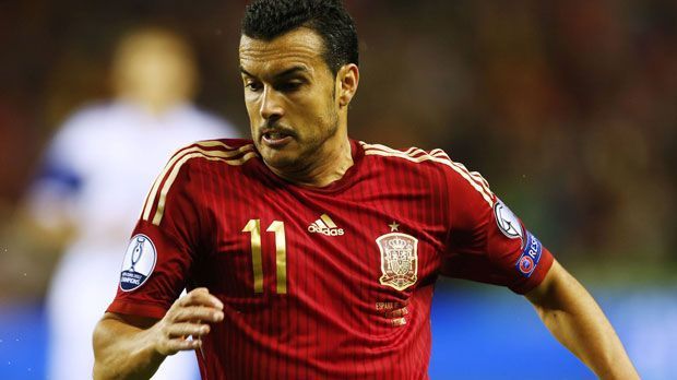 
                <strong>Pedro (FC Chelsea)</strong><br>
                Pedro (FC Chelsea): Der nächste aber auch letzte Spanier in dieser Galerie avanciert beim FC Barcelona zum Superstar. Mit den Katalanen gewinnt der Welt- und Europameister unter anderem drei Mal die Champions League und fünf Mal den Meistertitel. Seit Sommer 2015 versucht sich der nur 1,67 Meter kleine Profi in London - bislang eher erfolglos.
              