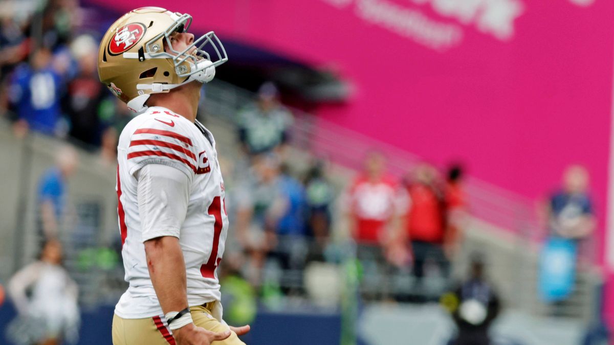 NFL, American Football Herren, USA San Francisco 49ers at Seattle Seahawks Sep 7, 2025; Seattle, Washington, USA; San Francisco 49ers quarterback Brock Purdy (13) celebrates after throwing a touchd...