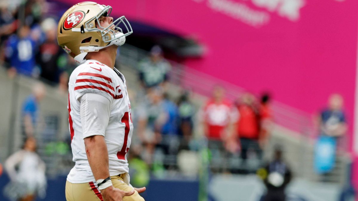 NFL, American Football Herren, USA San Francisco 49ers at Seattle Seahawks Sep 7, 2025; Seattle, Washington, USA; San Francisco 49ers quarterback Brock Purdy (13) celebrates after throwing a touchd...