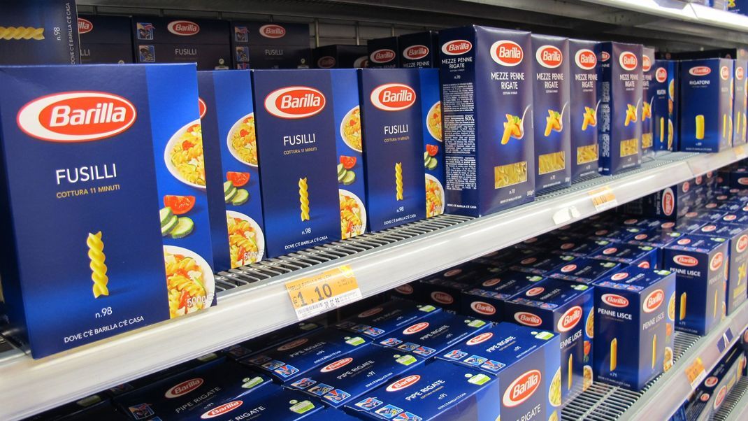 Barilla-Pasta wird in einen Supermarkt in Rom zum Verkauf angeboten.