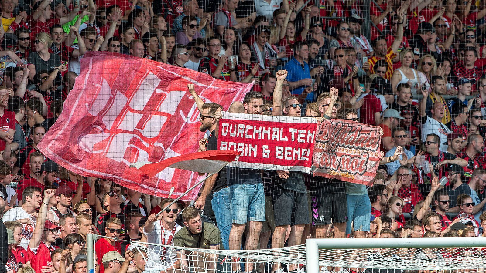 
                <strong>Platz 6: SC Freiburg</strong><br>
                Stehplatz: 195 Euro Teuerste Sitzplatzkategorie: 699 Euro (ligaweit Platz 6)
              