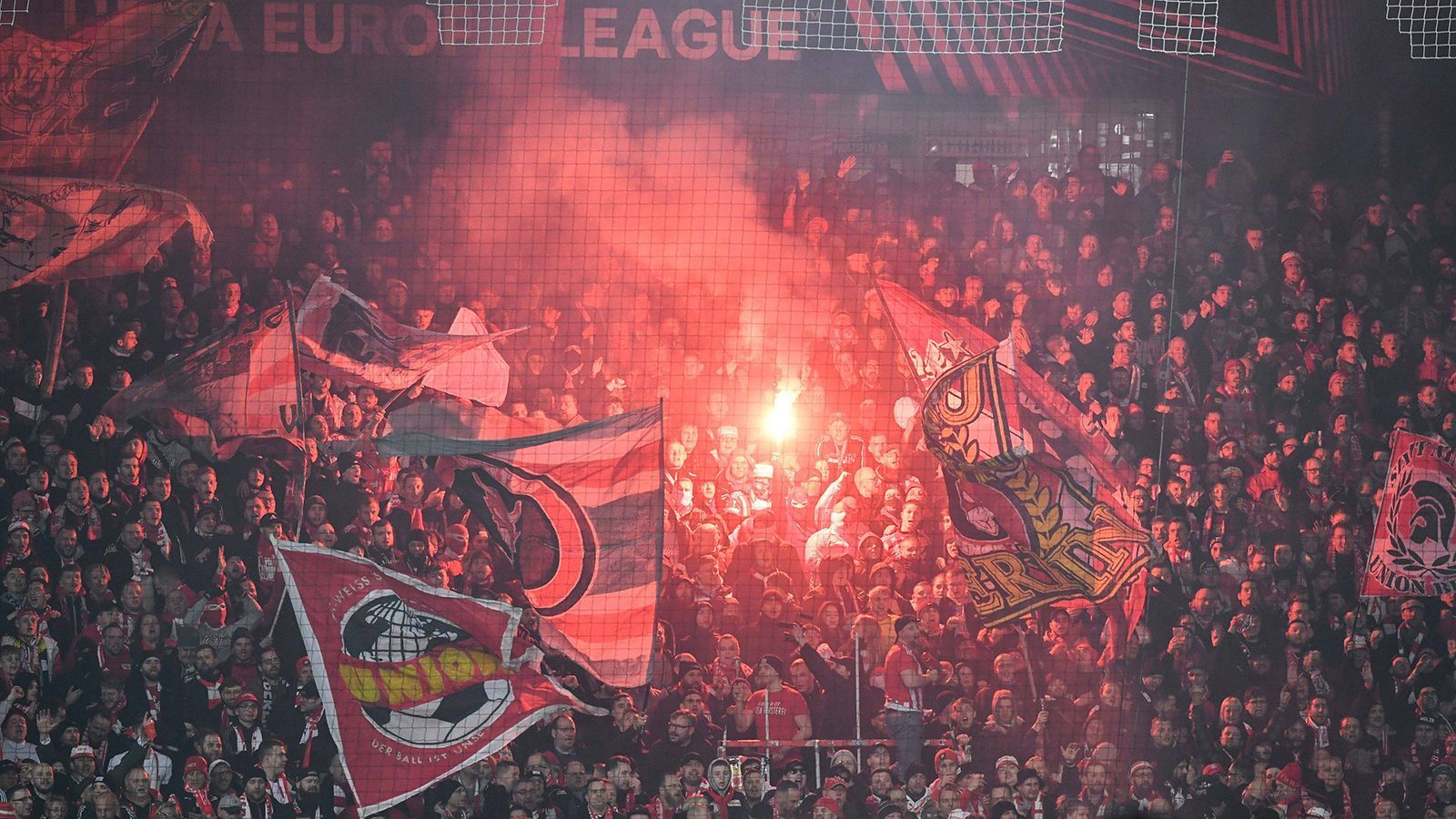 <strong>Platz 3: 1. FC Union Berlin</strong><br>
                • Wert der Geldstrafen: 182.500 Euro<br>• Geahndete Vorfälle: 7
