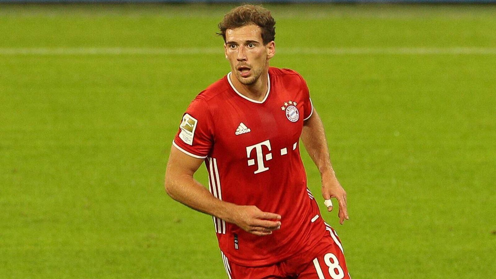 
                <strong>Leon Goretzka</strong><br>
                Trifft in der 18. Minute von der Strafraumgrenze gegen seine alten Kollegen zum 2:0. Teilt sich mit Kimmich perfekt die Defensivarbeit auf. Solide im Aufbauspiel und bei Bedarf auch mal mit sehr körperbetontem Einsatz. Wird in der 51. Minuten für Tolisso ausgewechselt. ran.de-Note: 2
              