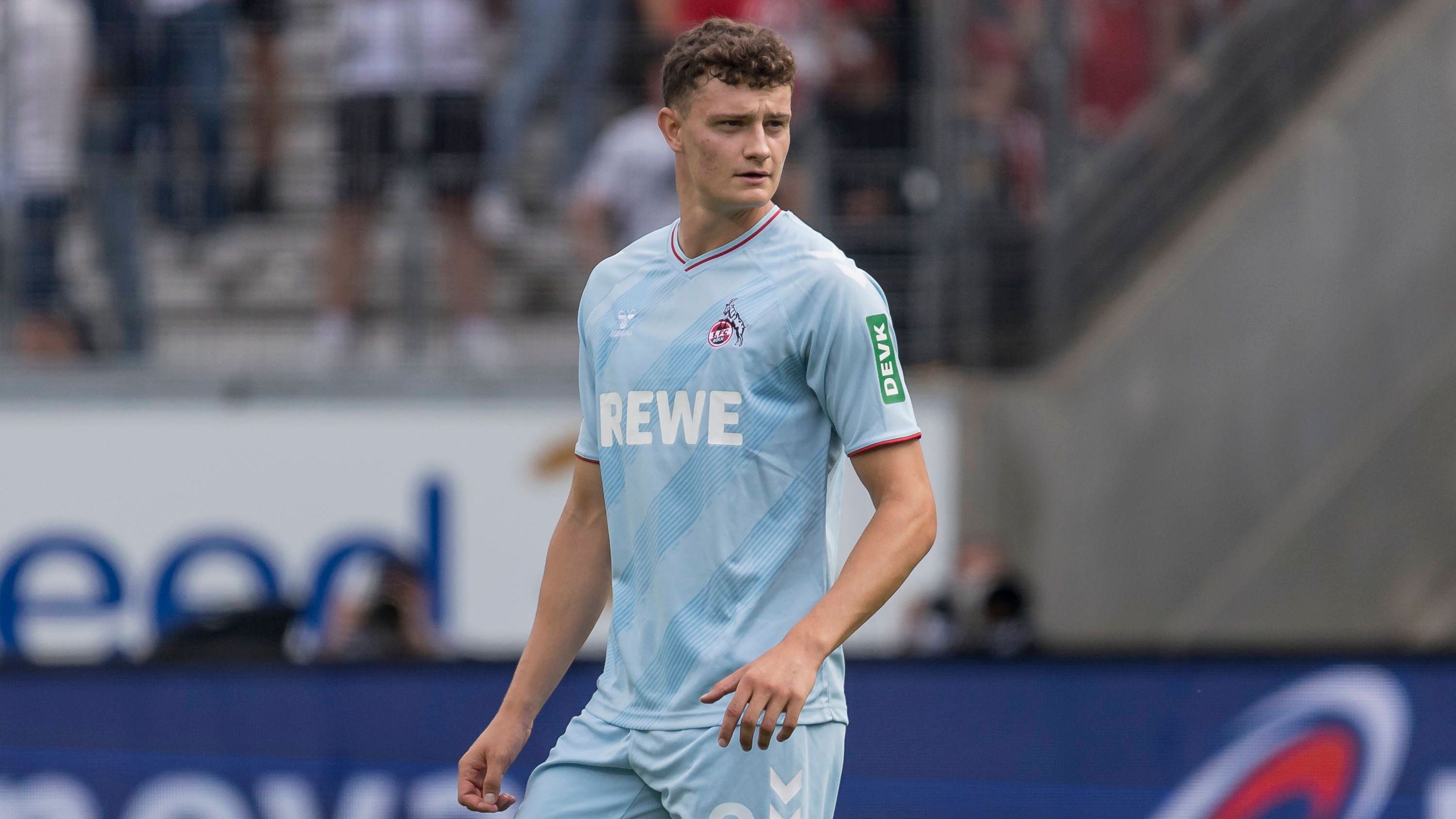 <strong>#6 Eric Martel</strong><br>• Position: Mittelfeld<br>• Alter: 21<br>• Verein: 1. FC Köln<br>• U21-Länderspiele: 10