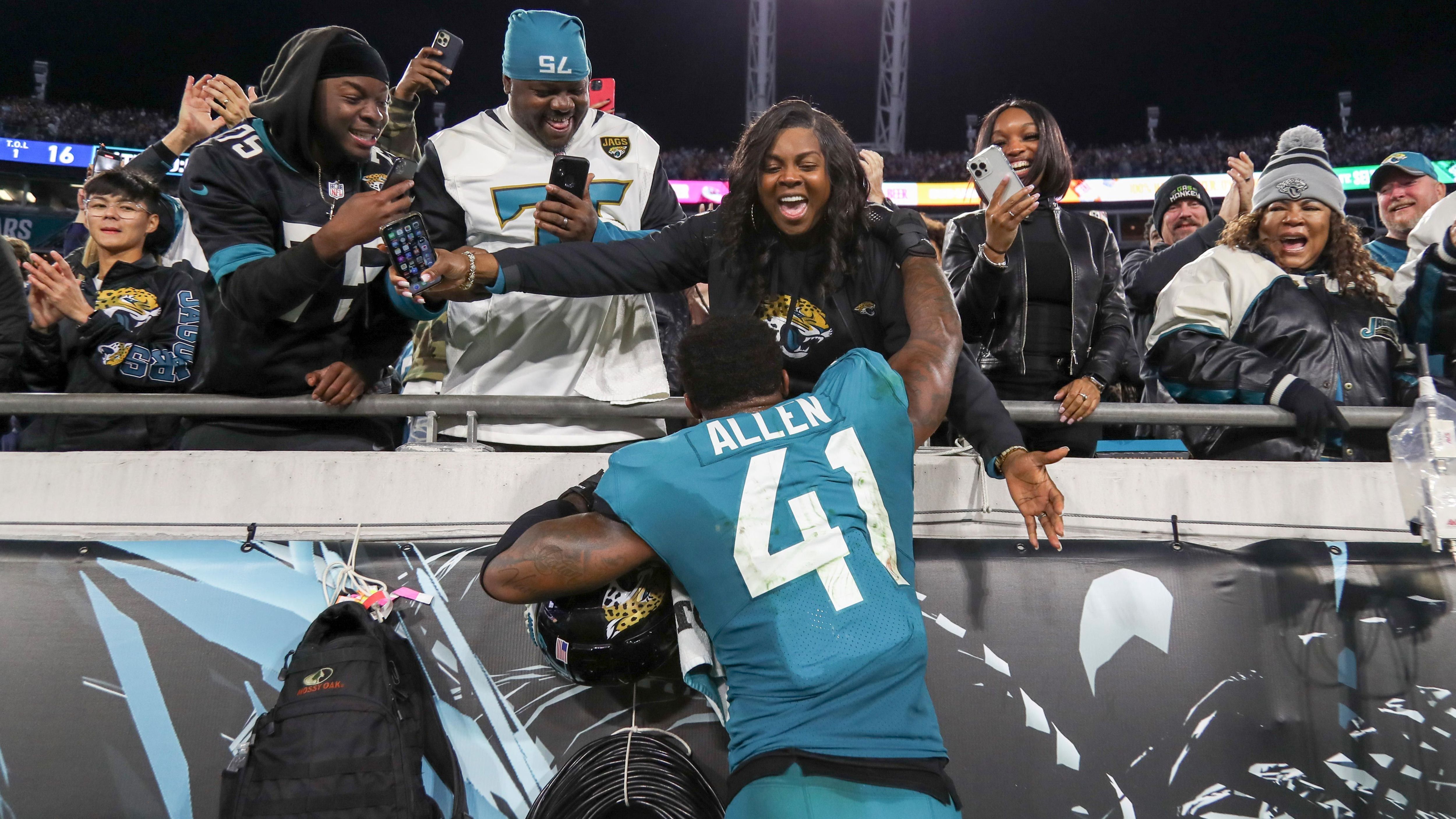 
                <strong>Platz 22: Jacksonville Jaguars (TIAA Bank Field)</strong><br>
                &#x2022; <strong>Zuschauerschnitt bei Heimspielen</strong>: 66.459<br>&#x2022; <strong>Totale Zuschauerzahl</strong>: 531.675<br>&#x2022; <strong>Prozentuale Auslastung</strong>: 94,8 Prozent<br>&#x2022; <strong>Heimspiele (Saison 2022)</strong>: 8<br>
              