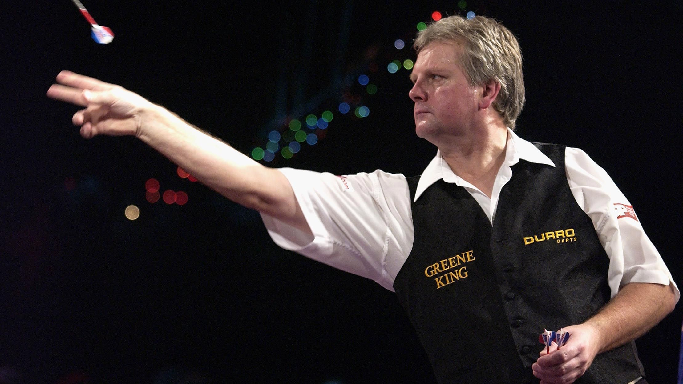 <strong>Rod Harrington</strong><br>2019 wurde Harrington zum insgesamt 16. Mitglied der Hall of Fame. Der "Prince of Style" war Gründungsmitglied der PDC und gewann zweimal das World Matchplay (1998 und 1999). Außerdem stand er Phil Taylor im WM-Finale 1995 gegenüber – verlor aber mit 2:6. Nach seiner Karriere arbeitete er als PDC-Direktor.