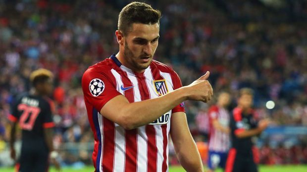 
                <strong>Koke</strong><br>
                Koke: Der gelernte Linksaußen war eigentlich so gut wie gar nicht auf dem Flügel zu sehen, sondern sortierte sich aufgrund der Münchner Dominanz schon früh im Spiel im zentralen Mittelfeld als zusätzlicher Sechser ein. Wie Gabi und Fernandez konnte aber auch er kaum mal für Entlastung sorgen. ran.de-Note: 3-
              