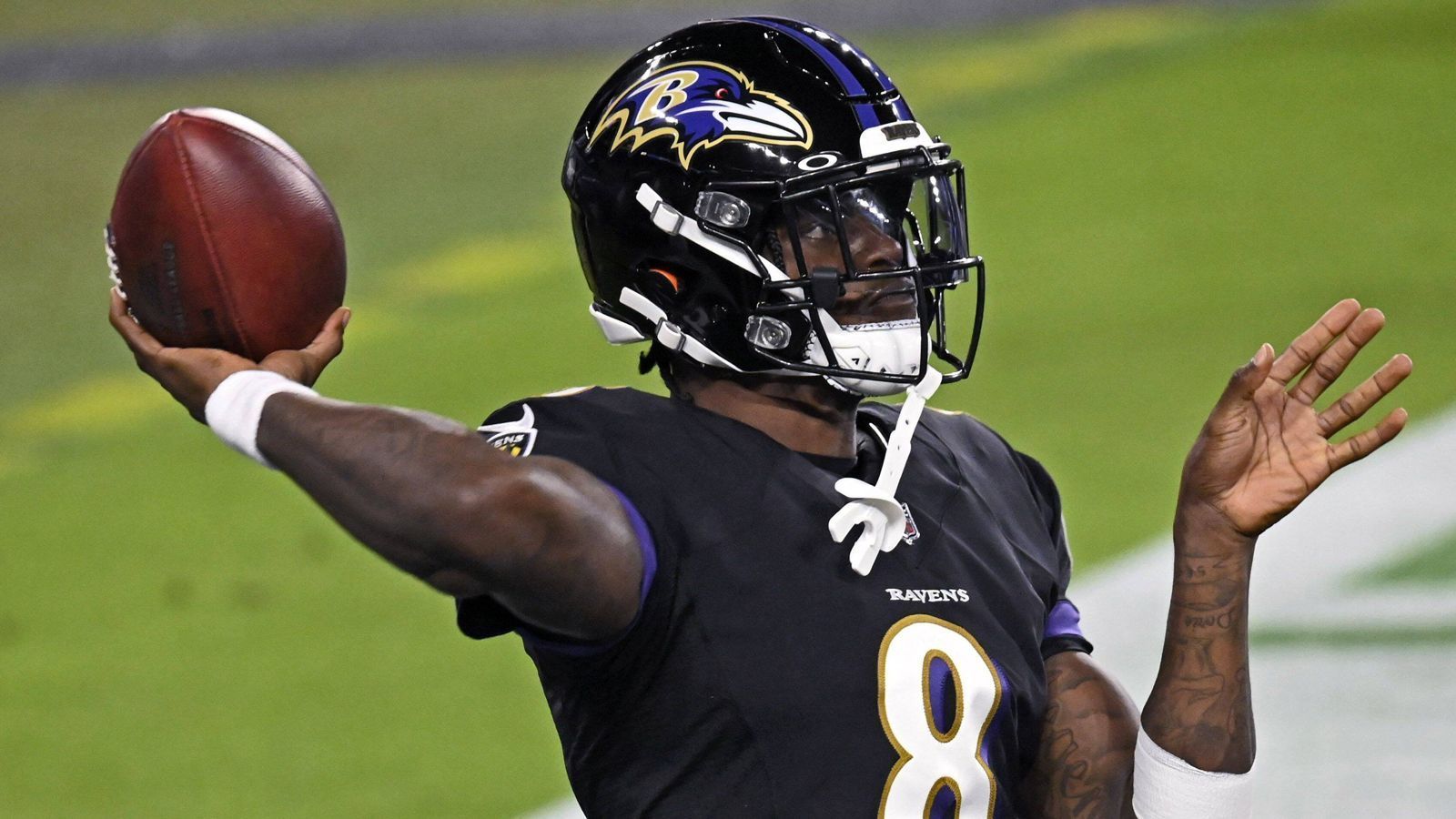
                <strong>11. Lamar Jackson</strong><br>
                Team: Baltimore RavensPosition: Quarterback
              