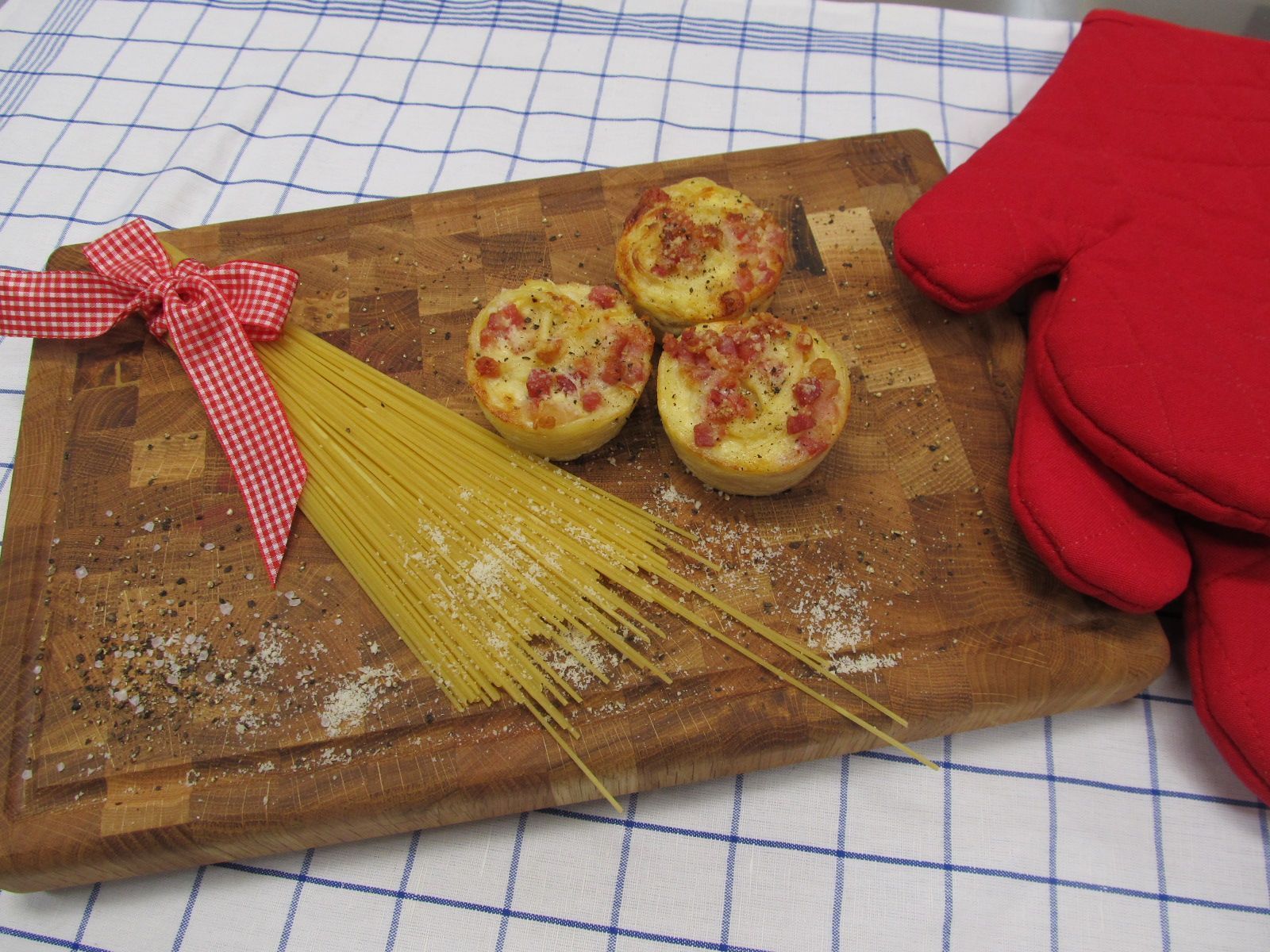 Spaghetti-Carbonara-Muffins