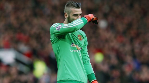
                <strong>Manchester United</strong><br>
                Platz 6 - Manchester United: Wenn man in 15 Spielen nur zehn Gegentreffer (Schnitt: 0,67 Gegentore pro Spiel) erhält, könnte man eigentlich sehr glücklich sein als Keeper. Doch die Kollegen von David De Gea machen aus der defensiven Kompaktheit zu wenig. Das Team von Louis van Gaal erzielte nur 20 Treffer. Trotzdem sind die "Red Devils" mit lediglich drei Punkten Rückstand auf Tabellenführer Arsenal mittendrin im Titelrennen.
              