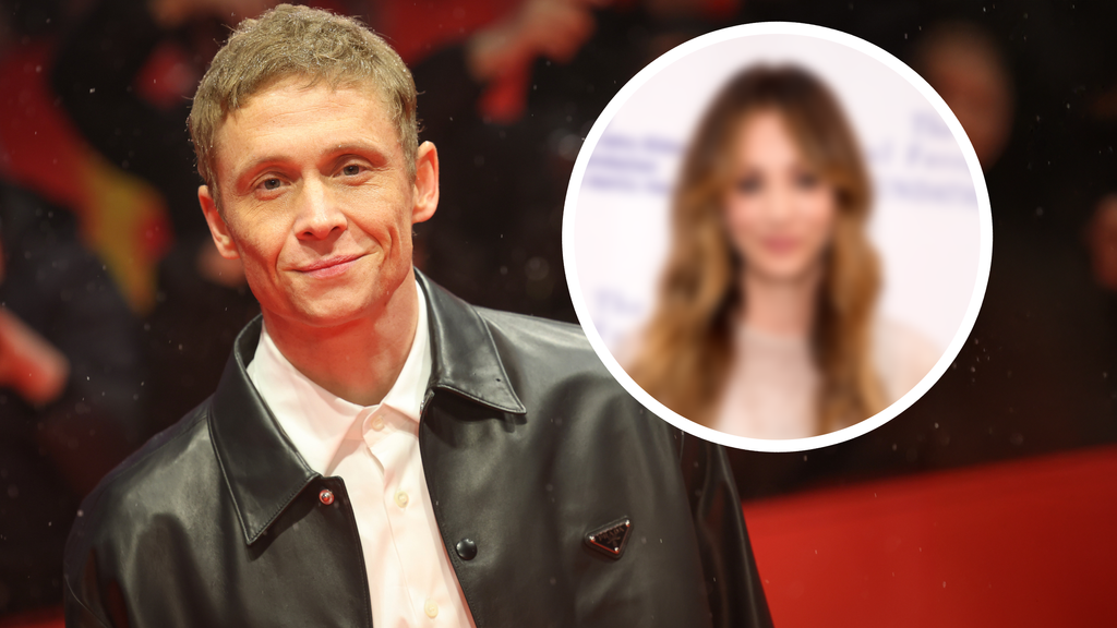 Mit diesem "The Big Bang Theory"-Star dreht Matthias Schweighöfer
