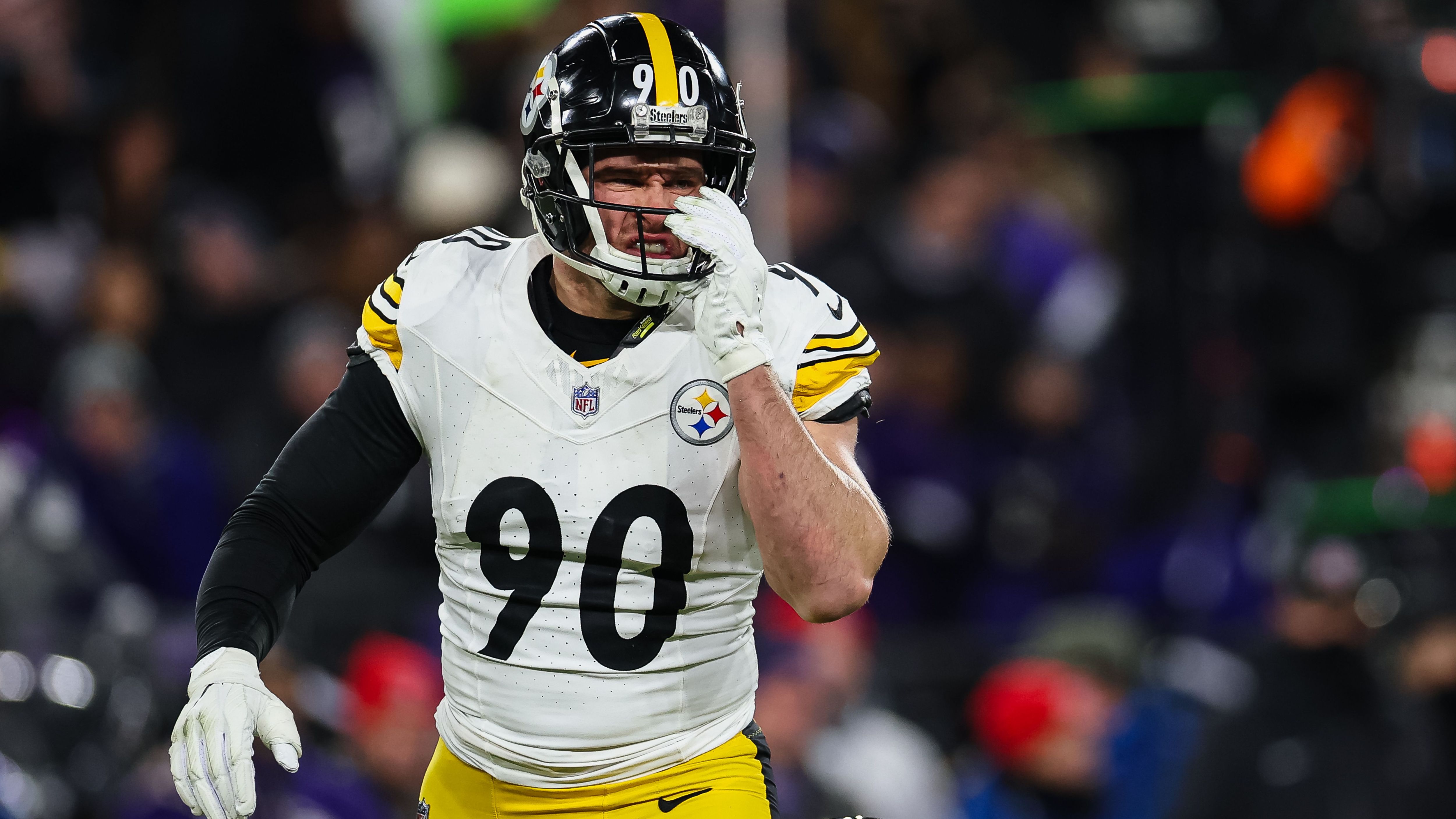 <strong>3. Platz - geteilt:&nbsp;</strong>T.J. Watt (Pittsburgh Steelers)<br><strong>Overall-Rating:</strong> 96