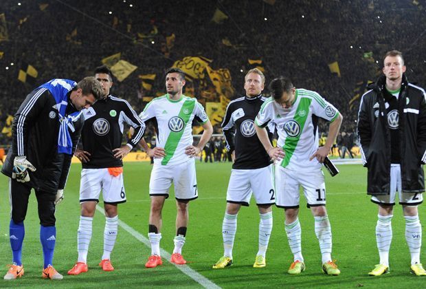
                <strong>VfL Wolfsburg</strong><br>
                Zweiter ist Arminia-Gegner VfL Wolfsburg. Zum fünften Mal stehen die Wölfe unter den letzten vier Teams des DFB-Pokals. Die bittere Bilanz: keines der vier Halbfinalspiele konnten sie gewinnen. 
              