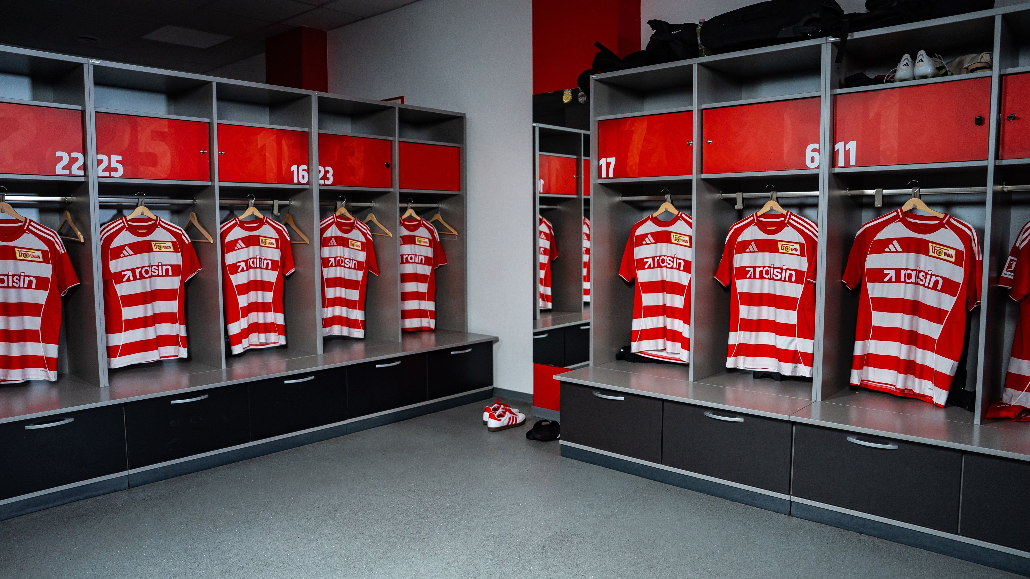 <strong>1. FC Union Berlin - Heimtrikot</strong>