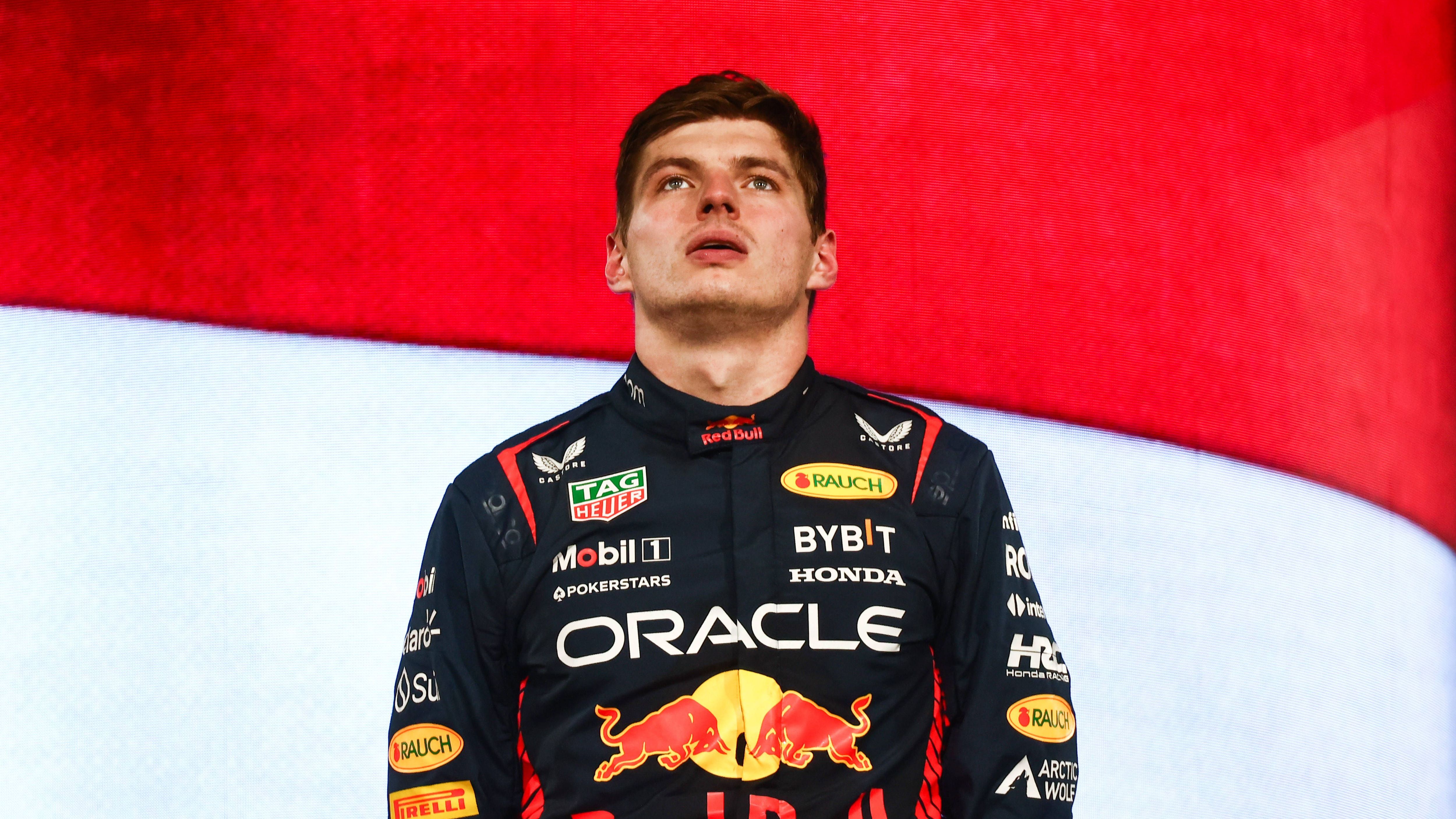 <strong>Max Verstappen (derzeit Red Bull)<br></strong>Es müsste also schon mit dem Teufel zugehen. Verliert der Konzern das Interesse an der Formel 1 und steigt aus? Kann Verstappen seine eigene Nationalhymne nicht mehr hören? Geht ihm der Platz für seine Pokale aus? Wobei er wohl auch bei Mercedes genug Rennen gewinnen würde ...