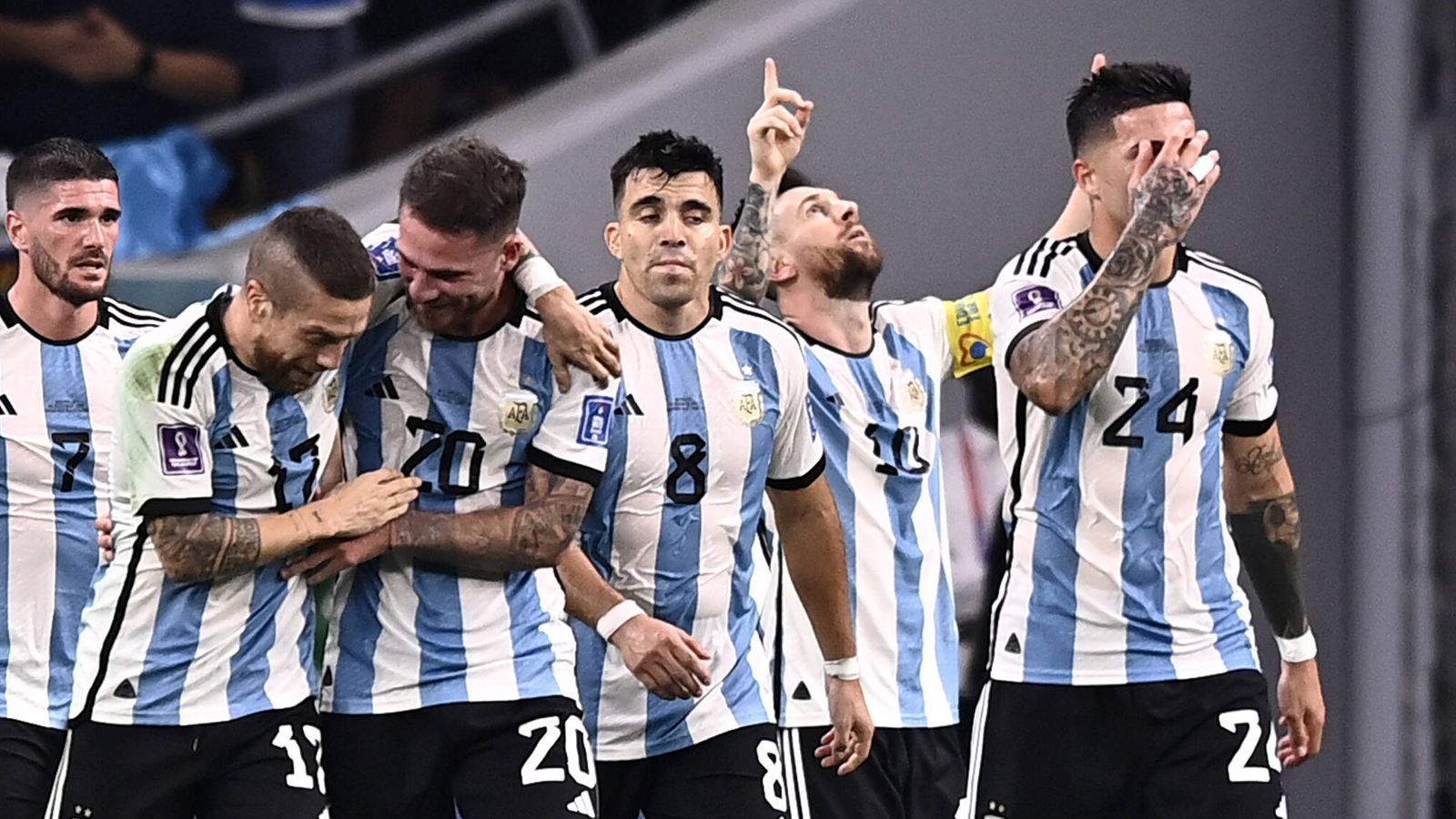 
                <strong>Messi-Watch: So schlug sich Argentiniens Superstar gegen Australien</strong><br>
                Kaum zu glauben: Für Messi, der seine fünfte Weltmeisterschaft spielt, ist es das erste Tor in einem WM-K.o.-Spiel.
              