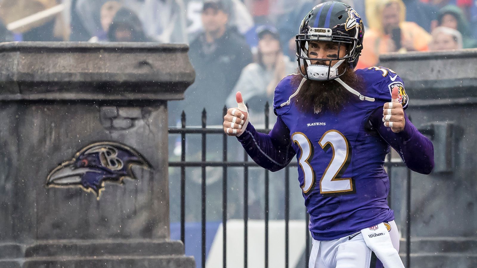 
                <strong>Platz 100: Eric Weddle</strong><br>
                Position: SafetyTeam: Los Angeles Rams / 2018: Baltimore RavensPlatzierung im Vorjahr: nicht dabei
              