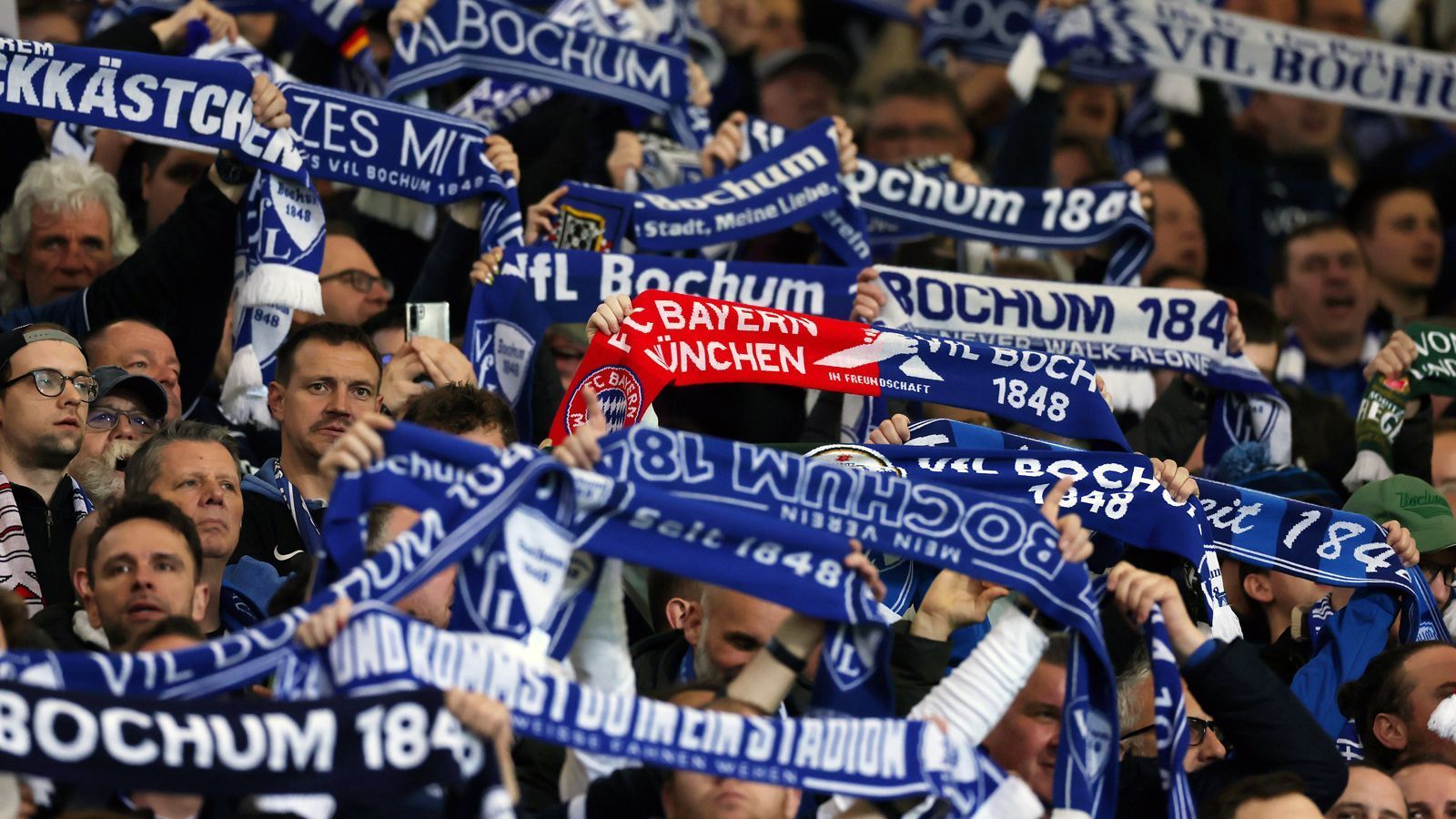 
                <strong>Platz 9 - VfL Bochum</strong><br>
                &#x2022; Durchschnittliche Anzahl an Auswärtsfans: 3.731<br>&#x2022; Höchste Anzahl an Auswärtsfahrern: 10.000 (bei Hertha BSC)<br>&#x2022; Niedrigste Anzahl an Auswärtsfahrern: 600 (in Leipzig)<br>
              