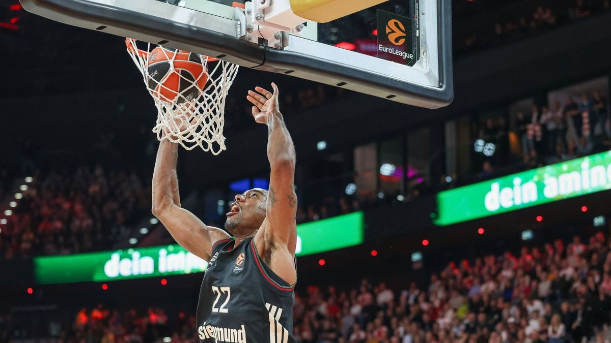 Isiaha Mike überragte gegen Real