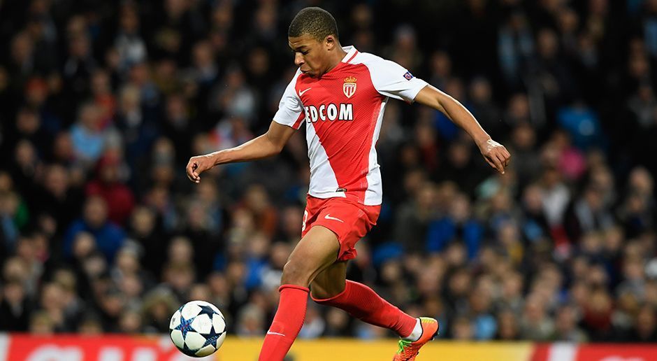 
                <strong>Platz 5: Kylian Mbappé (AS Monaco)</strong><br>
                Alter: 18.Position: Sturm.Vertrag bis: 2019.
              