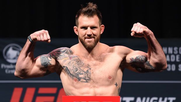 
                <strong>Ryan Bader</strong><br>
                Ryan Bader ("Darth"): Bader zählt seit Jahren zu den besten Halbschwergewichtlern der Welt. 2008 gewann er die achte Staffel von "The Ultimate Fighter". Aus der UFC ist er seither nicht mehr wegzudenken. Seinen letzten Fight verlor der 32-Jährige jedoch im Januar gegen Anthony Johnson durch K.o. Bader hat also einiges gutzumachen. Mit einem Sieg gegen Ilir Latifi könnte er sich sogar für einen Titelkampf in Position bringen, heißt es aus seinem Umfeld. 
              