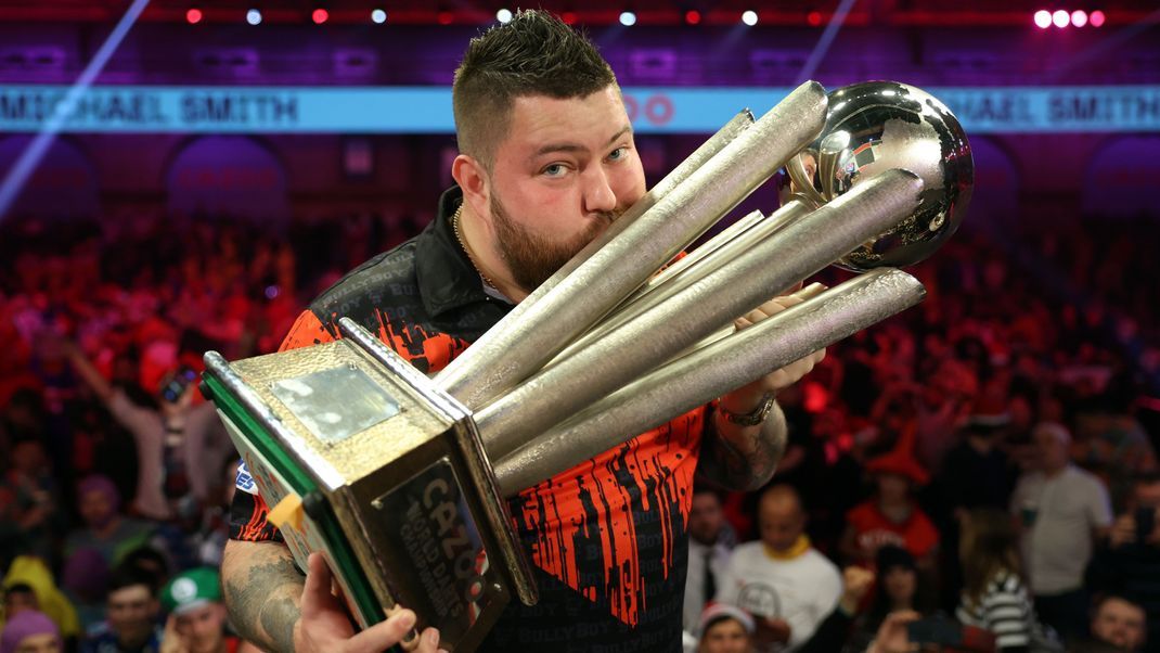 Titelverteidiger bei der Darts-WM 2024: Michael Smith.