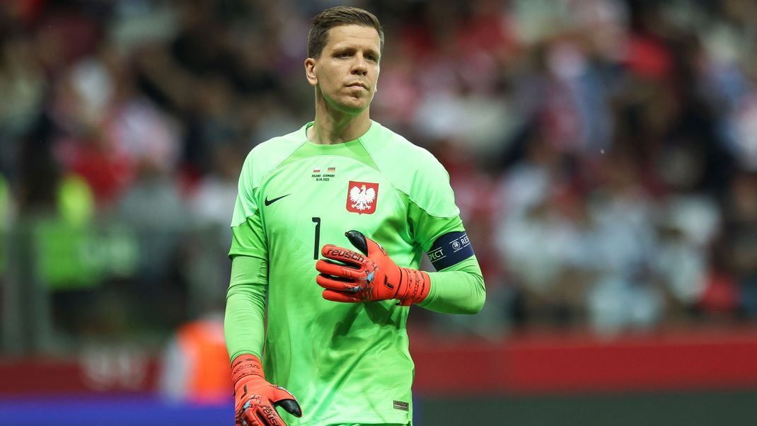 Gleiches gilt für Wojciech Szczesny von Juventus Turin. Die Qualitäten des WM-Teilnehmers sind über jeden Zweifel erhaben. Allerdings ist das Finanzielle bei dem Polen sogar noch schwieriger als bei De Gea. Juventus wird seine Nummer eins nämlich nicht ohne eine saftige Ablöse ziehen lassen. Zudem ist Szczesny auch schon 33 Jahre alt.