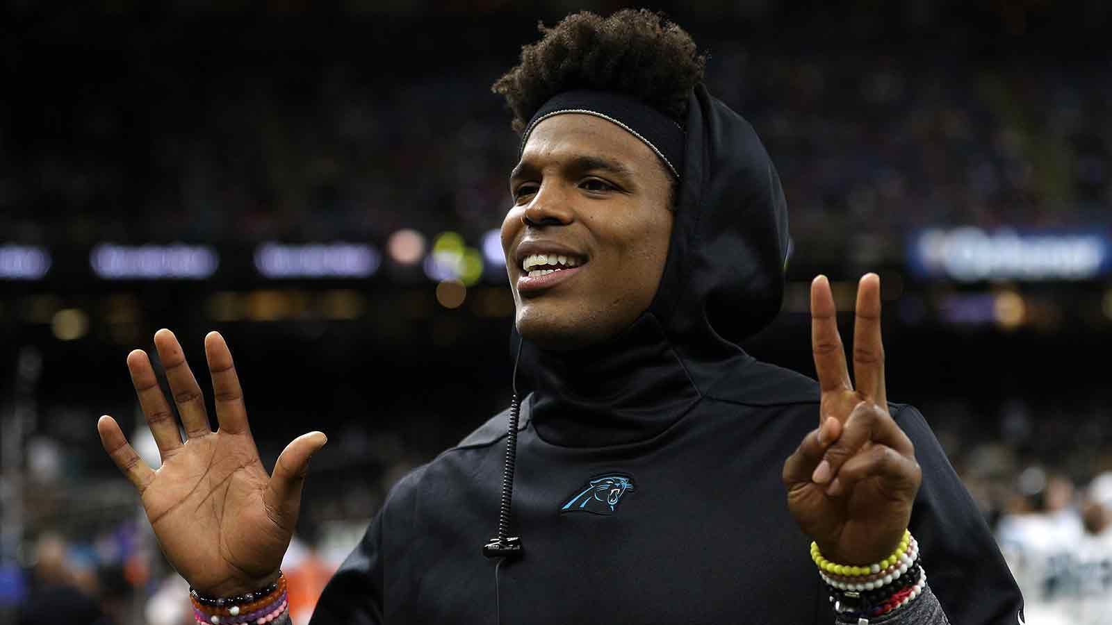 
                <strong>Carolina Panthers (Cam Newton)</strong><br>
                18.000.000 für drei Quarterbacks
              