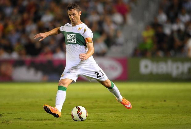 
                <strong>Platz 3: Edu Albacar ( FC Elche)</strong><br>
                ... Edu Albacar vom FC Elche. Der Spanier ist mit seinen 35 Jahren ein Experte für ruhende Bälle. Genau wie der nicht gerade für seine Laufstärke bekannte ...
              