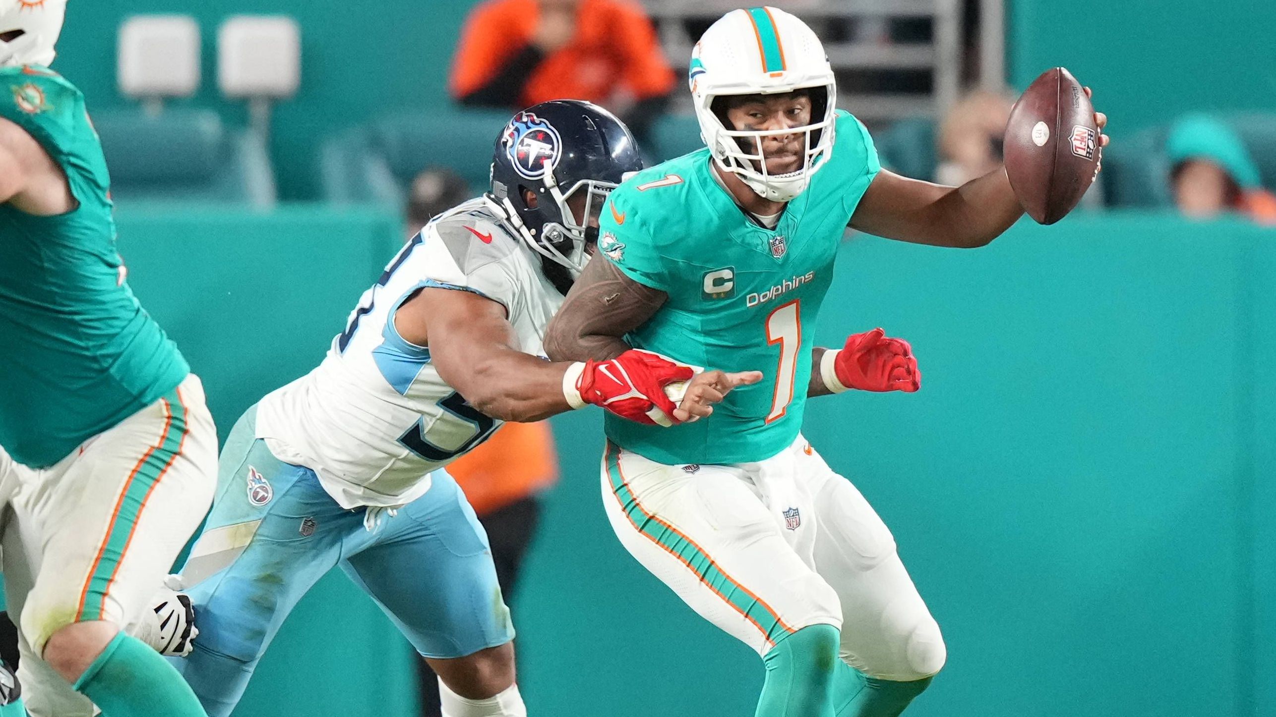 <strong>Platz 4 (geteilt): Miami Dolphins</strong><br>Zugelassene Quarterback-Sacks 2023: 31