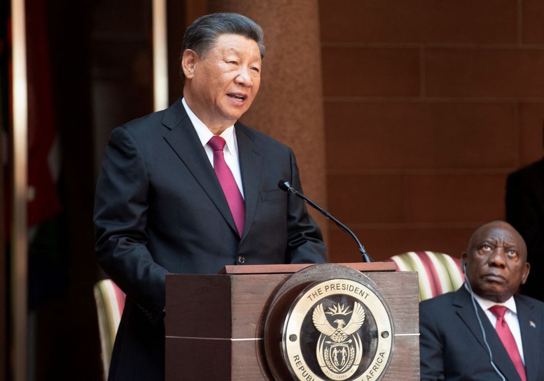 Chinas Präsident Xi Jinping hält im Vorfeld des Brics-Treffens eine Rede in Pretoria.
