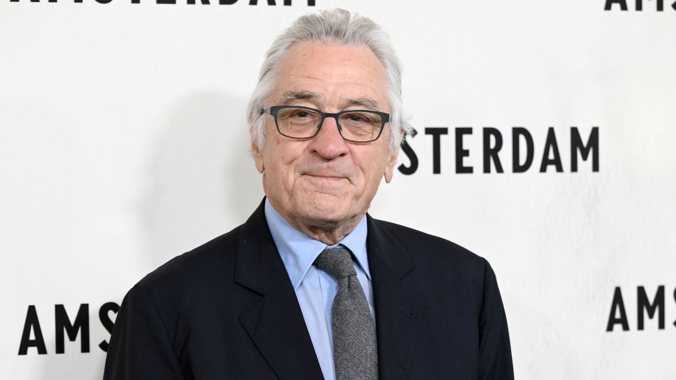 Alle Infos zum Vaterglück von Robert De Niro erfährst du hier.