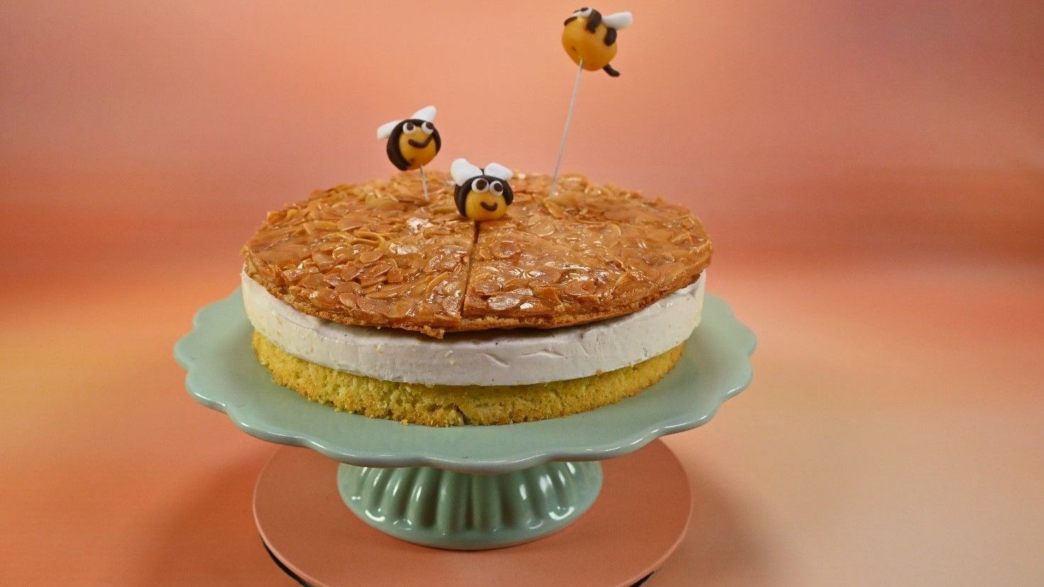 Nicoles Biene sticht Mandel: Rezept aus &amp;quot;Das große Promibacken&amp;quot;