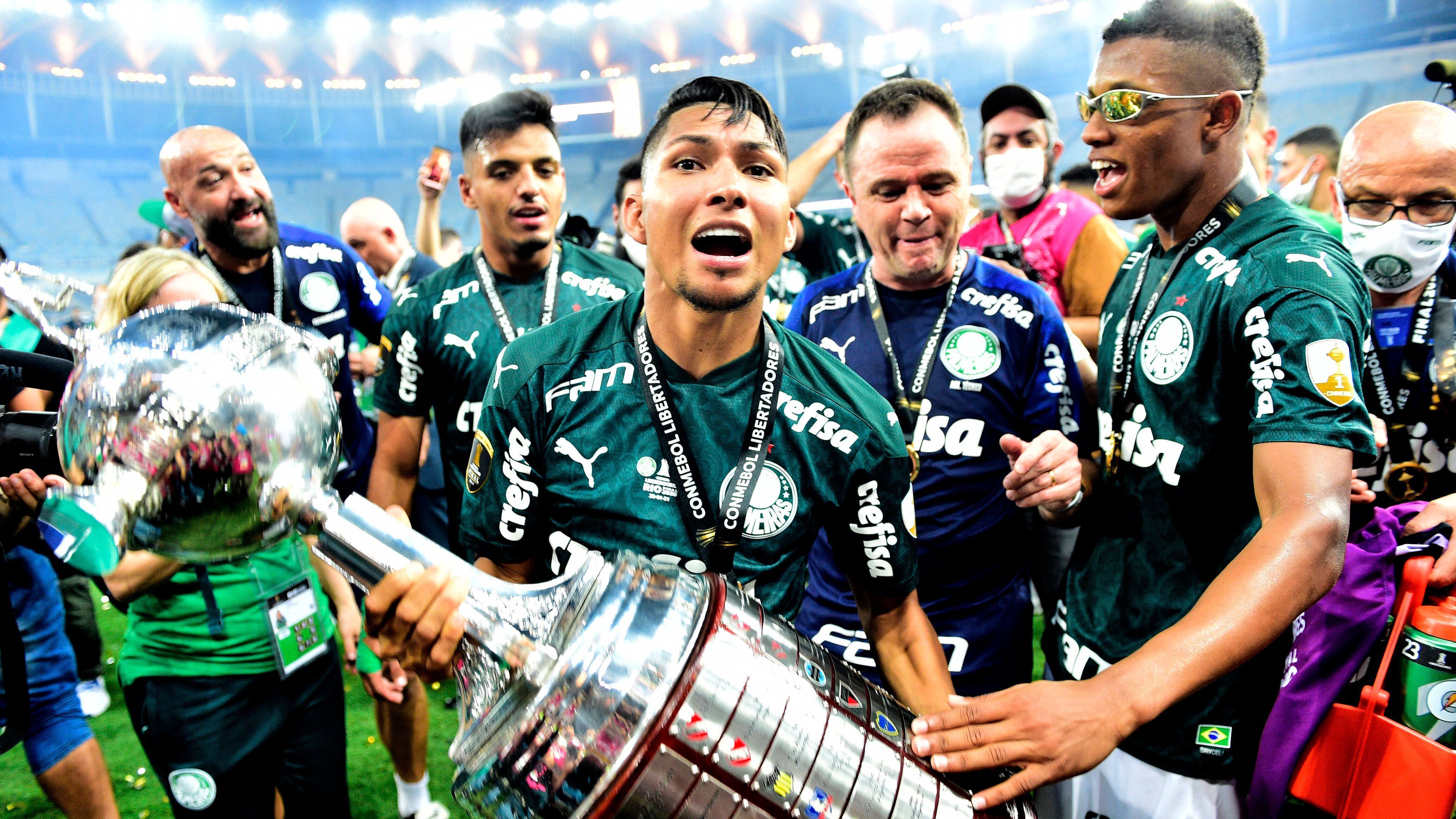 
                <strong>Palmeiras Sao Paulo (Sieger der Copa Libertadores)</strong><br>
                Erst vor wenigen Tagen endete die Copa Libertadores 2020. Nachdem sich im Halbfinale die brasilianischen Vertreter Palmeiras Sao Paulo und der FC Santos gegen die argentinischen Klubs River Plate und Boca Juniors durchgesetzt hatten, kam es im Maracana-Stadion zum rein brasilianischen Finale. Lange Zeit blieb das Spiel unter seinen Erwartungen, in einer spektakulären Nachspielzeit erzielte Palmeiras dann aber in der 99. Minute den 1:0-Siegtreffer. 
              