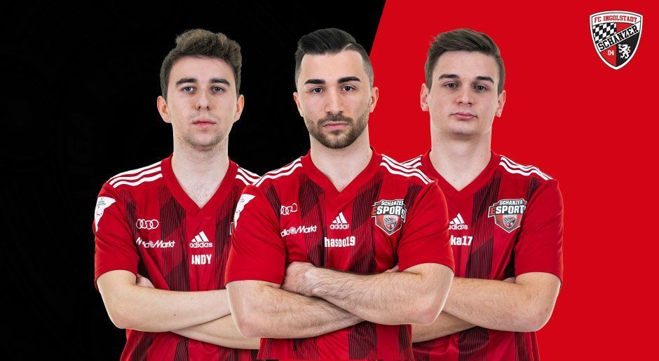 
                <strong>FC Ingolstadt</strong><br>
                Hasan "Hasoo" Eker (mi.) und Andreas "ANDY" Gube (li.) heißen die eSportler der Schanzer. Jüngst kam auch Lukas Gremminger (re.) hinzu, der sich über ein lokales Turnier einen Platz im eSport-Team des FC Ingolstadt sichern konnte.
              